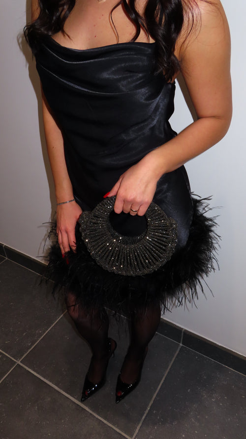 Abito Satin con piume nero